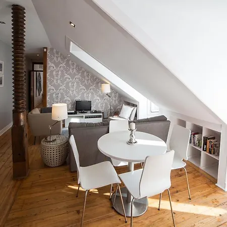 Flh Chiado Terrace Flat Апартаменти